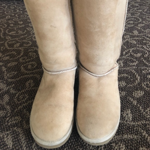 tan tall ugg boots